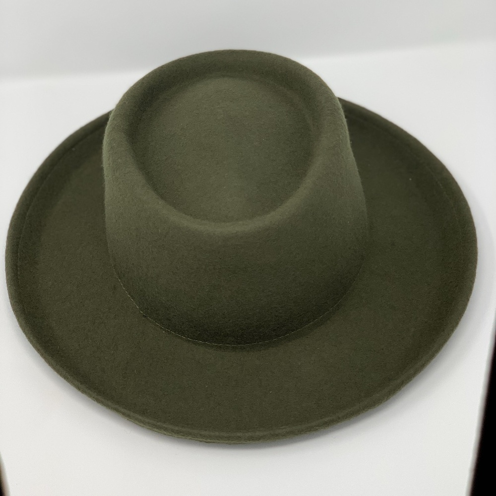 Olive hat
